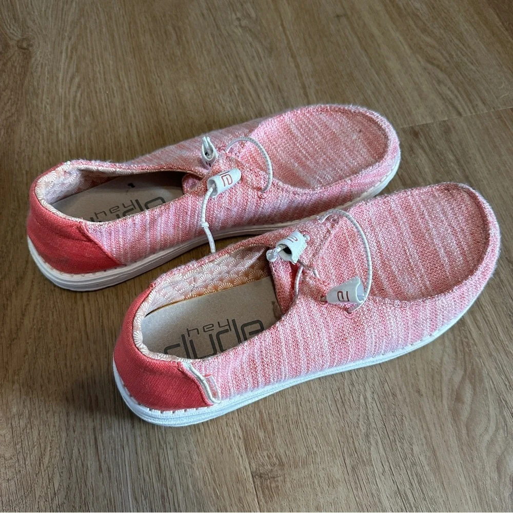 Hey Dude Wendy Stretch Coral Pink Knit Slip-On Shoes Lightweight Casual Size 12